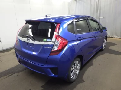 Honda FIT  с аукциона в Японии
