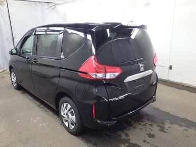 Honda FREED  с аукциона в Японии