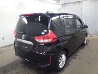 Honda FREED лот № 26077 оценка 3.5  с аукциона в Японии 2