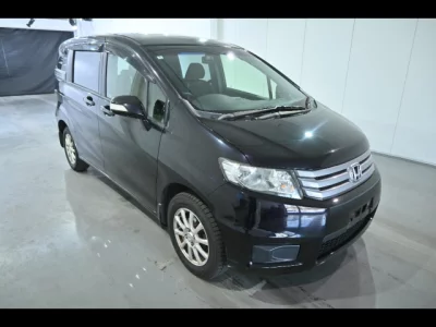 Honda FREED  с аукциона в Японии