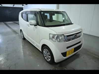 Honda N-Box Slash