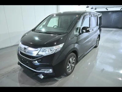 Honda STEP WAGON  с аукциона в Японии