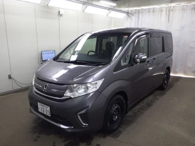 Honda STEP WAGON  с аукциона в Японии