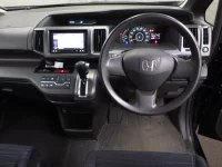Honda STEP WAGON лот № 26091 оценка 3  с аукциона в Японии 4