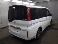Honda STEP WAGON лот № 26093 оценка 3.5  с аукциона в Японии 2