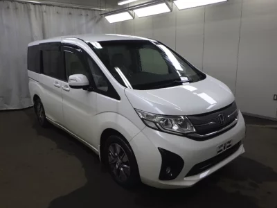 Honda STEP WAGON  с аукциона в Японии