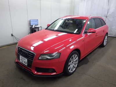 Audi A4  с аукциона в Японии