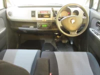 Suzuki WAGON R лот № 28084 оценка 3  с аукциона в Японии 4
