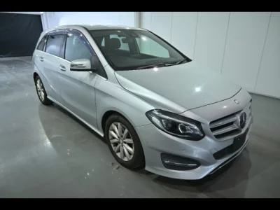 Mercedes-Benz B CLASS