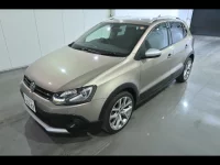 Volkswagen CROSS POLO лот № 20057 оценка 4  с аукциона в Японии 1