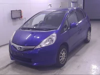 Honda FIT лот № 19028 оценка 3  с аукциона в Японии 1