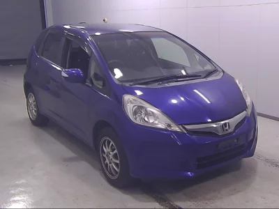 Honda FIT  с аукциона в Японии