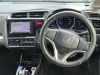 Honda FIT лот № 25030 оценка 3  с аукциона в Японии 4