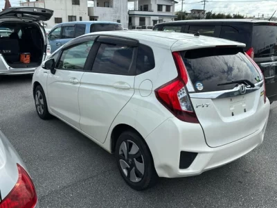 Honda FIT  с аукциона в Японии