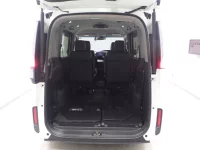 Honda STEP WAGON лот № 10375 оценка 3.5  с аукциона в Японии 7