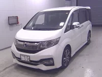 Honda STEP WAGON лот № 10375 оценка 3.5  с аукциона в Японии 1