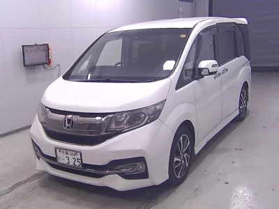 Honda STEP WAGON  с аукциона в Японии