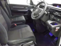 Honda STEP WAGON лот № 10378 оценка R  с аукциона в Японии 5