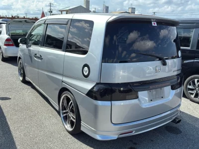 Honda STEP WAGON