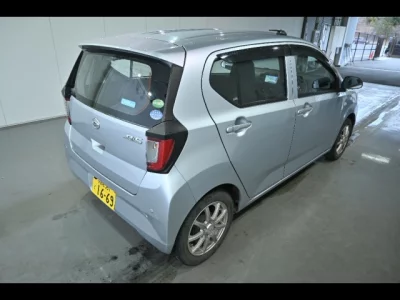Daihatsu MIRA E S