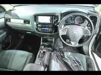 Mitsubishi OUTLANDER лот № 20250 оценка 3  с аукциона в Японии 4