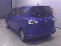 Toyota SIENTA лот № 10341 оценка 3.5  с аукциона в Японии 3