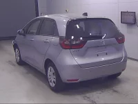 Honda FIT лот № 10185 оценка R  с аукциона в Японии 3