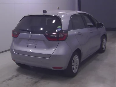 Honda FIT  с аукциона в Японии