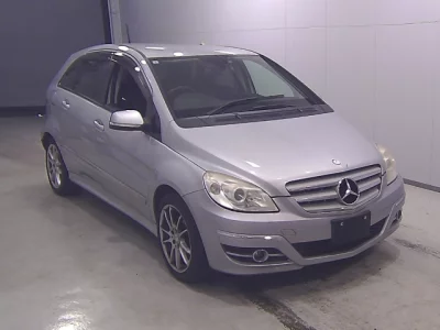 Mercedes-Benz B CLASS