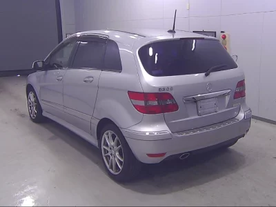 Mercedes-Benz B CLASS