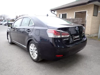 Lexus HS