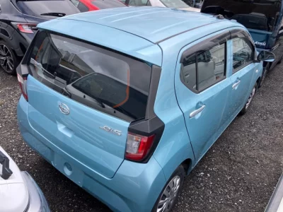 Daihatsu MIRA E S