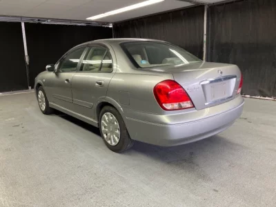 Nissan SYLPHY  с аукциона в Японии