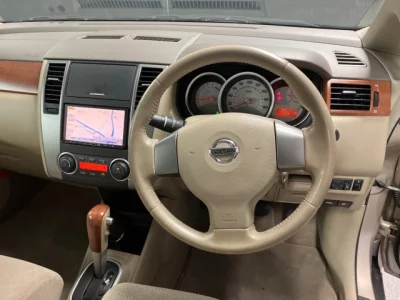 Nissan Tiida Latio