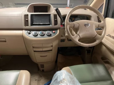 Nissan SERENA  с аукциона в Японии