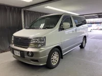 Nissan ELGRAND лот № 2031 оценка 3  с аукциона в Японии 4