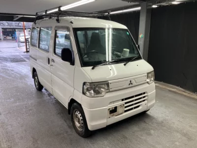 Mitsubishi MINICAB VAN