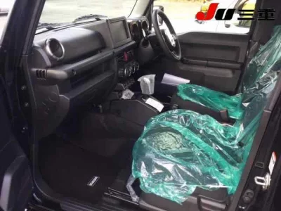 Suzuki JIMNY NOMADE