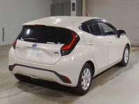 Toyota AQUA лот № 2290 оценка 3  с аукциона в Японии 1