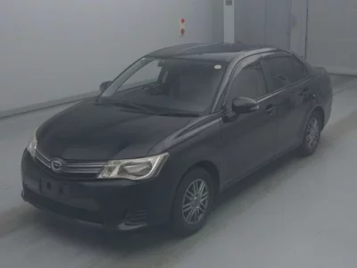 Toyota COROLLA AXIO  с аукциона в Японии