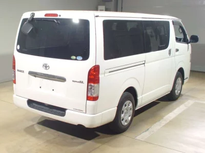 Toyota HiAce Van