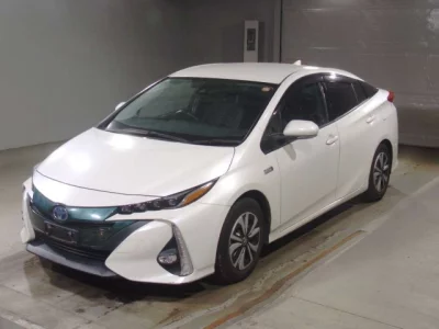 Toyota Prius PHV