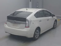 Toyota PRIUS PHV лот № 190 оценка RA  с аукциона в Японии 1