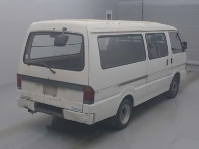 Mazda BONGO BRAWNY VAN