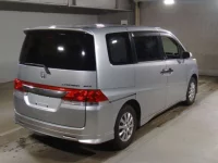 Honda STEP WAGON лот № 7008 оценка 3.5  с аукциона в Японии 1