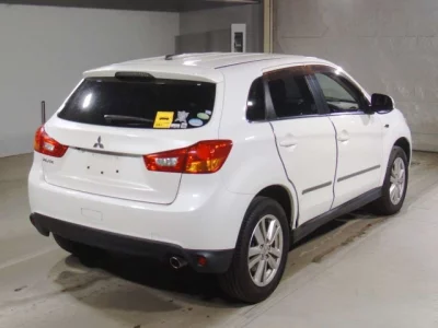 Mitsubishi RVR