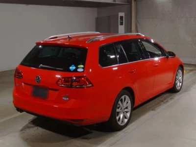 Volkswagen GOLF VARIANT