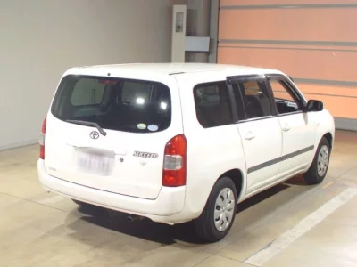 Toyota SUCCEED