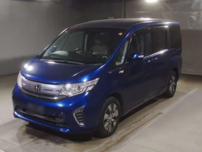 Honda STEP WAGON  с аукциона в Японии