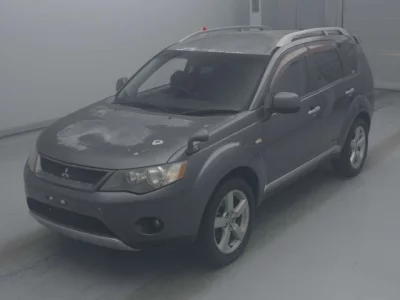 Mitsubishi OUTLANDER  с аукциона в Японии